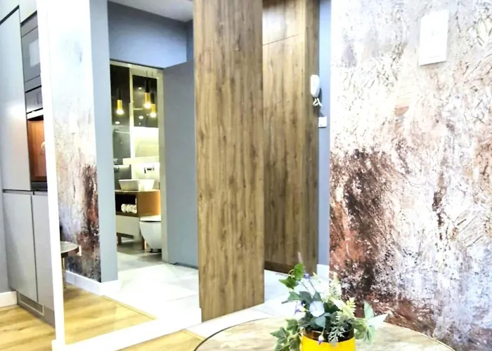 Luxury Blue Cascade Downtown Balcony شقة *